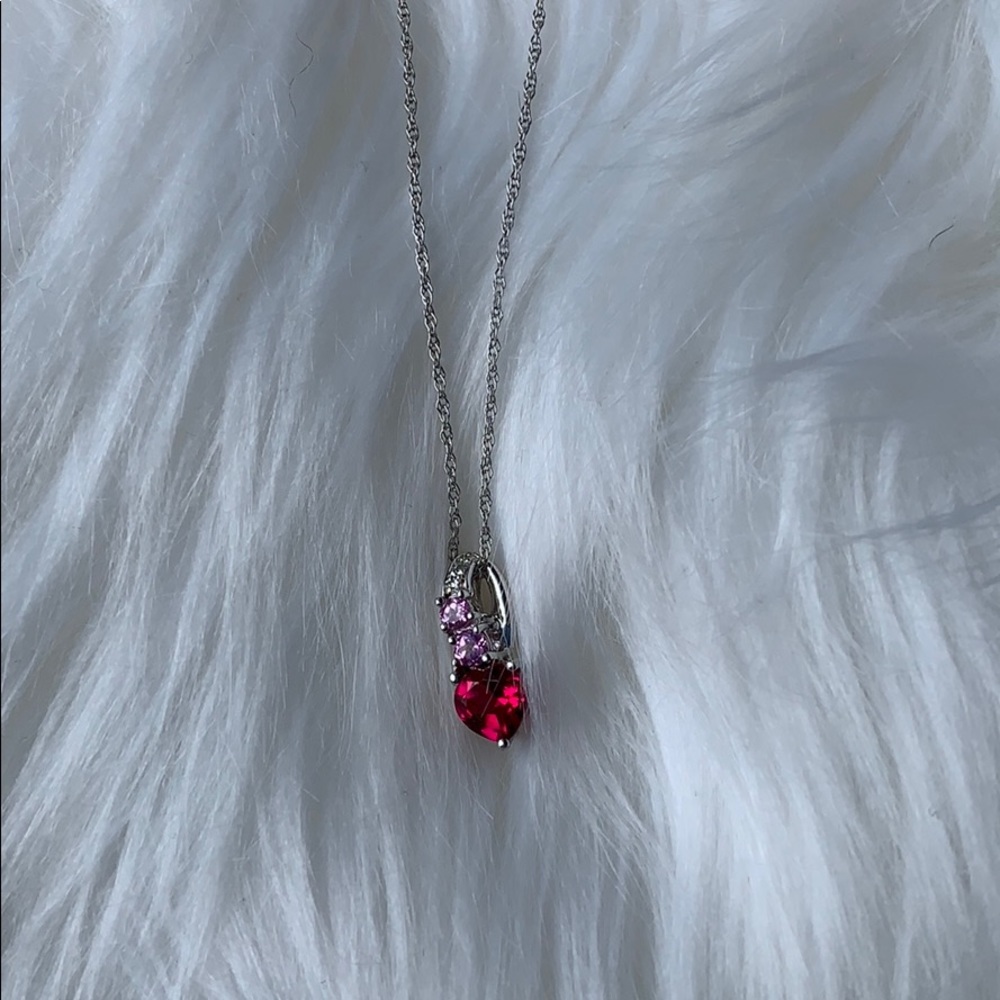 Silver necklace with Ruby heart